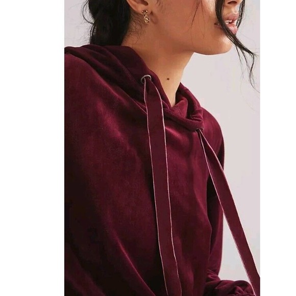 Anthropologie Daily Practice Burgundy Oversized Velour Velvet Hoodie Size L - Picture 2 of 9